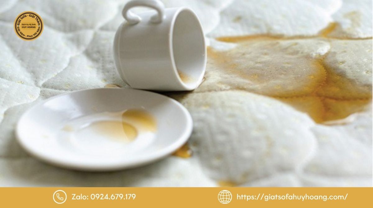 Dấu hiệu cảnh báo bạn nên vệ sinh nệm ngay lập tức