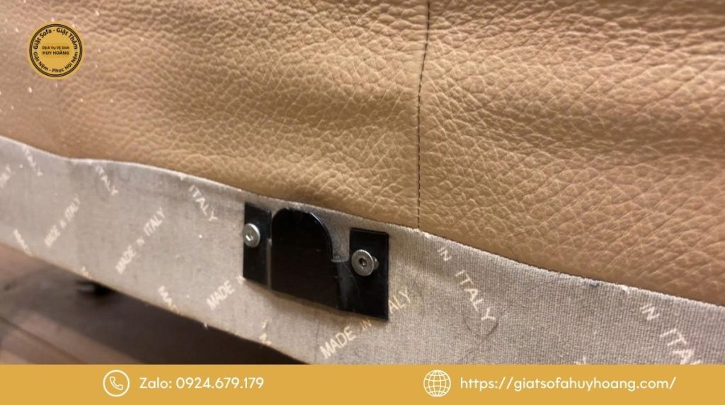 Vệ Sinh Sofa Da Thật Tại Sài Gòn Pearl - Vì Sao 10 Phút Thành Hơn 90 Phút